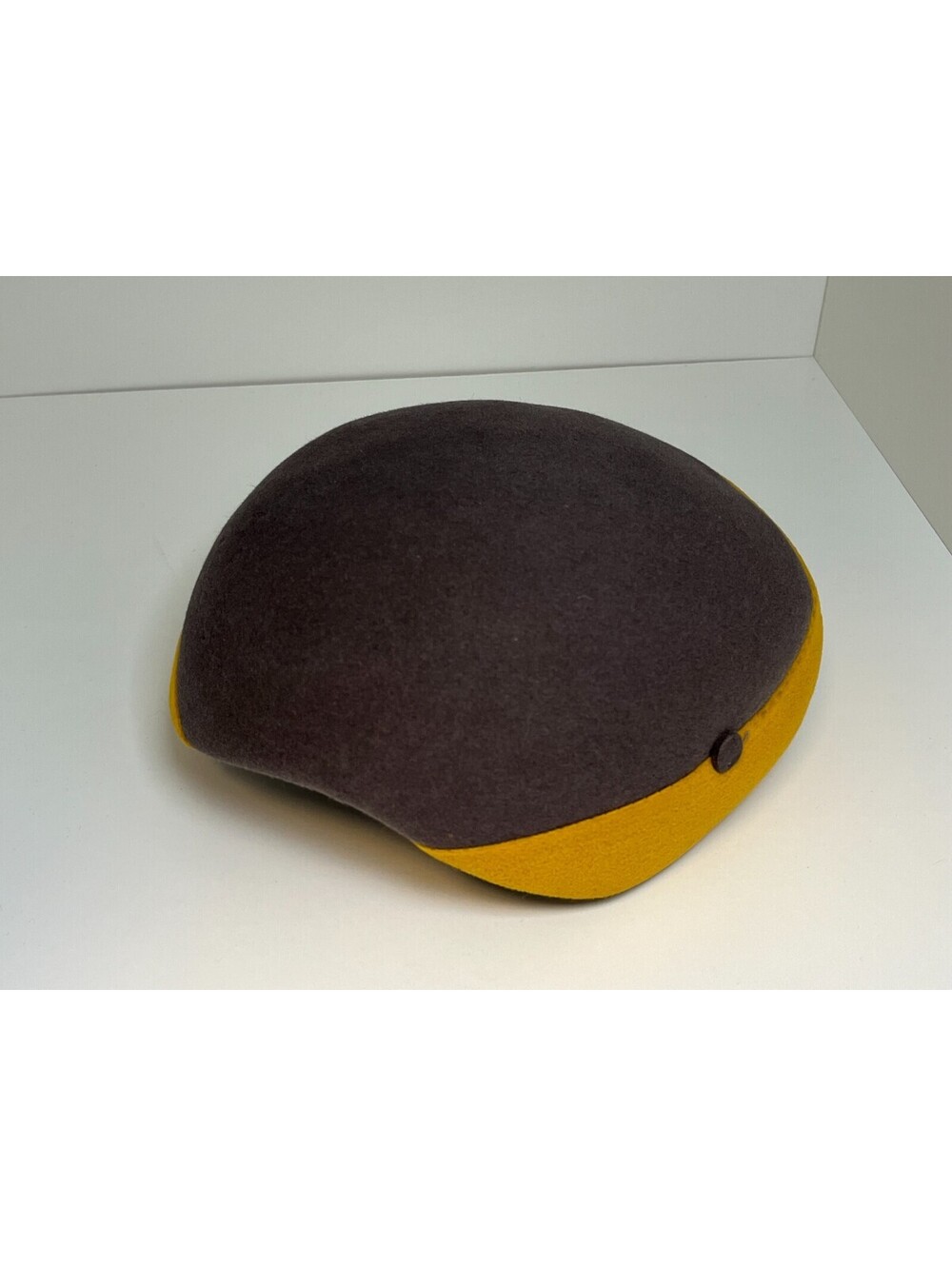 Beret Hat Size 22 1/2 Vintage MSC Yellow and Brown
